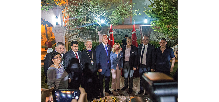 Եկեղեցին որպէս քարոզչական գրասենեակ